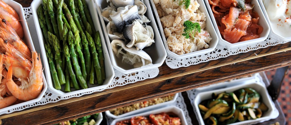 Dishes on a hors d'oeuvre trolley.